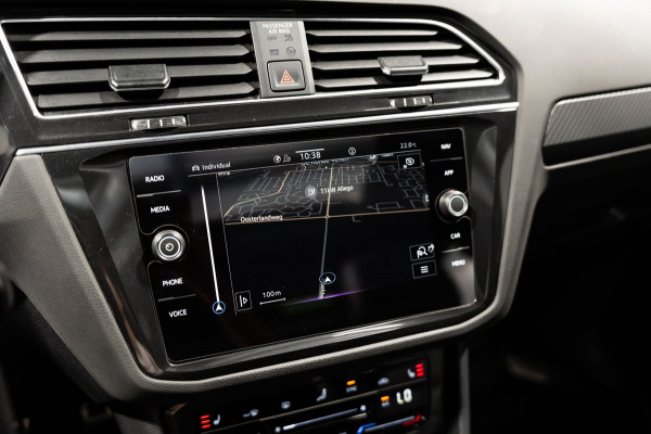 Volkswagen Tiguan 2.0 TSI DSG 4Motion R-line LEDER PANO IQ HK CAMERA