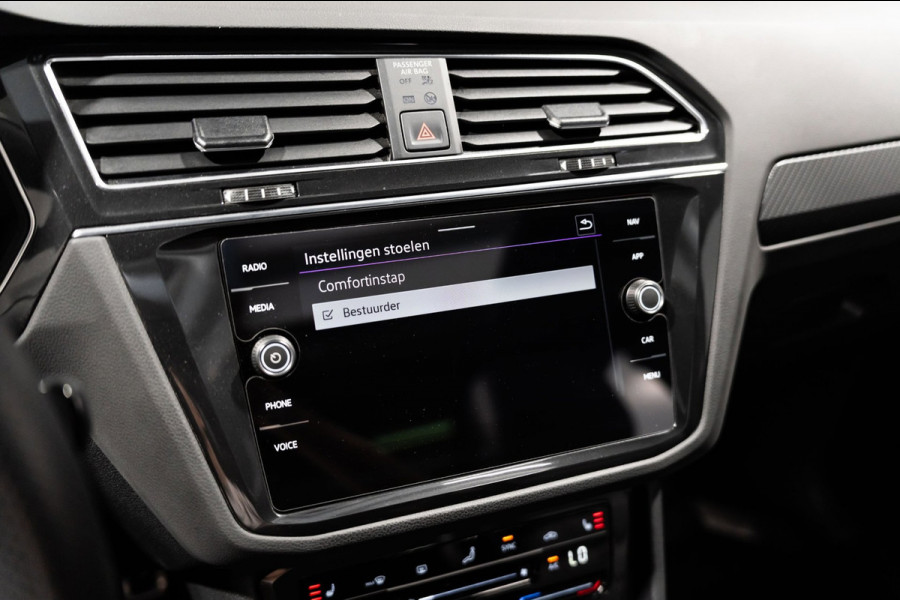 Volkswagen Tiguan 2.0 TSI DSG 4Motion R-line LEDER PANO IQ HK CAMERA