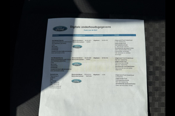 Ford Transit Custom 320 2.0 TDCI automaat L2H1 Trend / 3 persoons / vaste prijs rijklaar € 17.950 ex btw / lease vanaf € 302 / trekhaak / laadruimte gestoffeerd / airco / cruise / magneic grey metallic