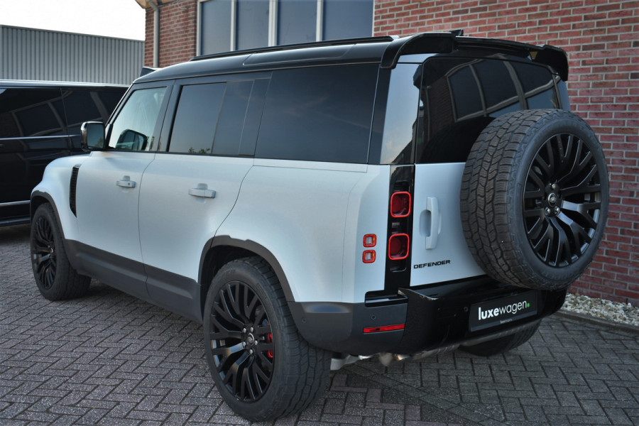 Land Rover Defender 110 D250 3.0 SE Luchtv 22-Kahn Meridian Memory 360