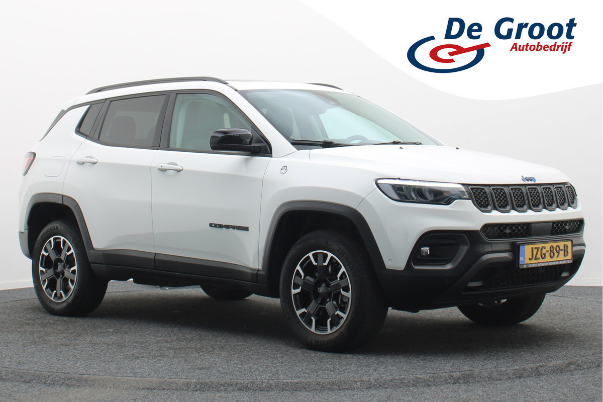 Jeep Compass 4xe 240 Plug-in Hybrid Electric Trailhawk Panoramadak, Leer, Camera, ACC, Apple Carplay, Keyless