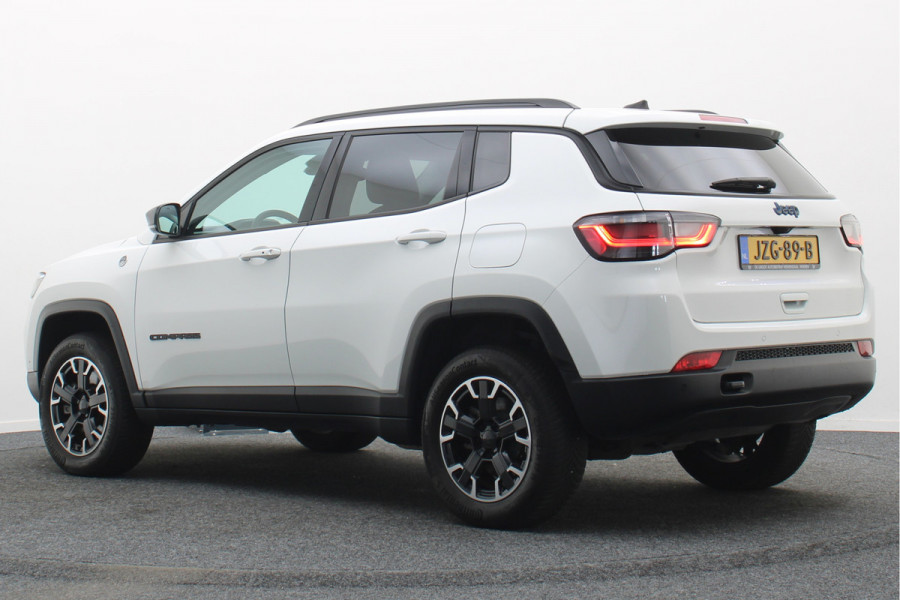 Jeep Compass 4xe 240 Plug-in Hybrid Electric Trailhawk Panoramadak, Leer, Camera, ACC, Apple Carplay, Keyless