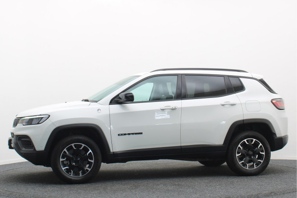Jeep Compass 4xe 240 Plug-in Hybrid Electric Trailhawk Panoramadak, Leer, Camera, ACC, Apple Carplay, Keyless
