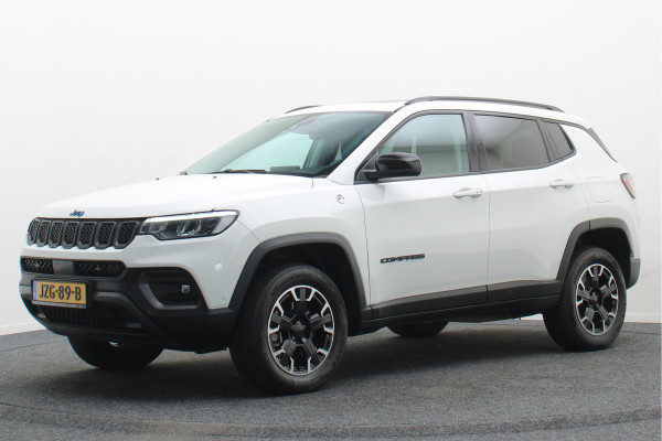 Jeep Compass 4xe 240 Plug-in Hybrid Electric Trailhawk Panoramadak, Leer, Camera, ACC, Apple Carplay, Keyless