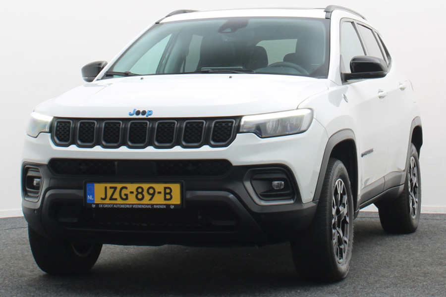 Jeep Compass 4xe 240 Plug-in Hybrid Electric Trailhawk Panoramadak, Leer, Camera, ACC, Apple Carplay, Keyless