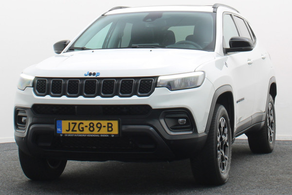 Jeep Compass 4xe 240 Plug-in Hybrid Electric Trailhawk Panoramadak, Leer, Camera, ACC, Apple Carplay, Keyless