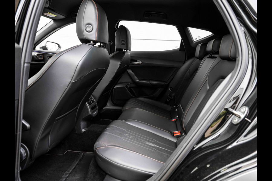 CUPRA Formentor E-Hybrid 1.4 | Dealer Onderhouden | ACC | Camera | Ambiance