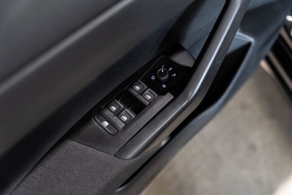 Volkswagen Taigo 1.0 TSI R-line DSG Pano Led Navi Cruise