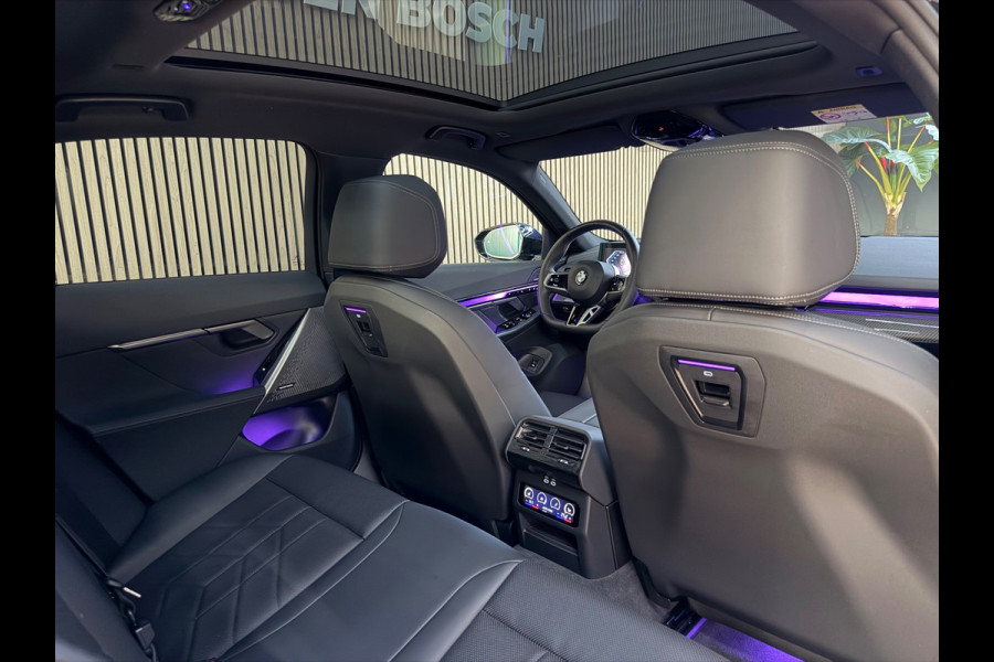 BMW 5 Serie 520i M Sport |Pano|Keyles|HeadUp|360|H&K|Carbon