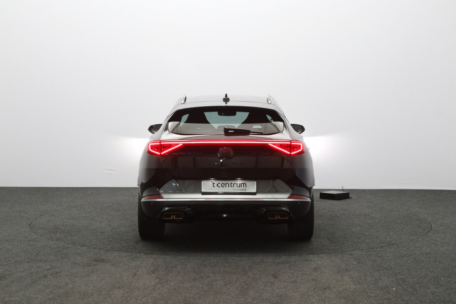 CUPRA Formentor 1.4 e-Hybrid VZ 245 PK Performance PHEV, Camera, Carplay, Winterpakket