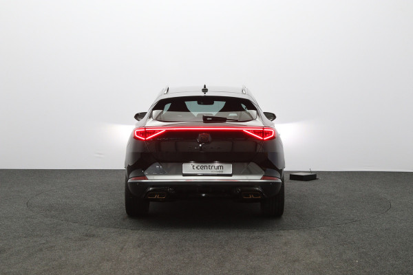 CUPRA Formentor 1.4 e-Hybrid VZ 245 PK Performance PHEV, Camera, Carplay, Winterpakket