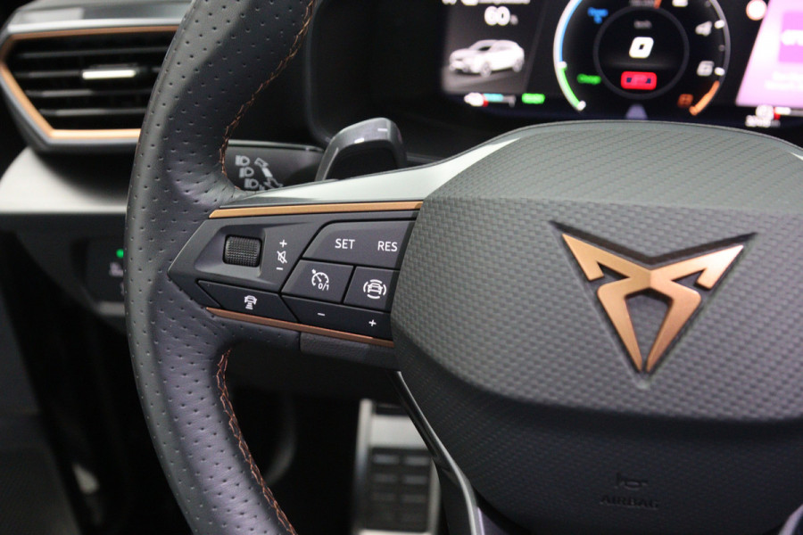 CUPRA Formentor 1.4 e-Hybrid VZ 245 PK Performance PHEV, Camera, Carplay, Winterpakket