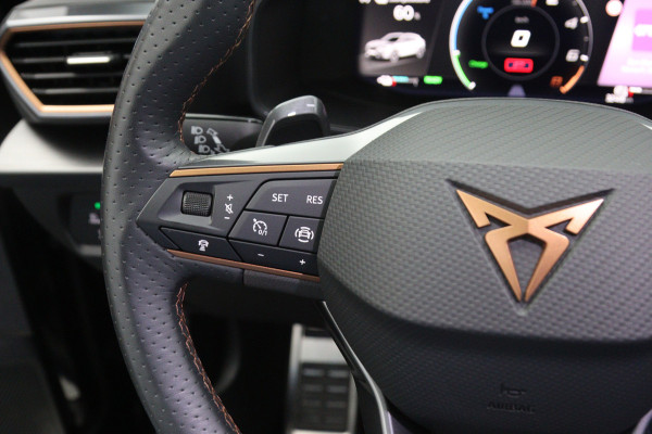 CUPRA Formentor 1.4 e-Hybrid VZ 245 PK Performance PHEV, Camera, Carplay, Winterpakket