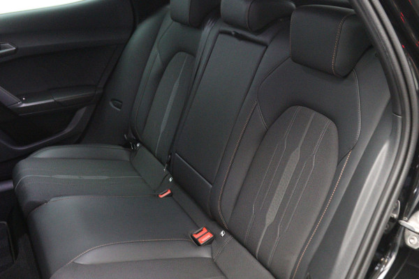 CUPRA Formentor 1.4 e-Hybrid VZ 245 PK Performance PHEV, Camera, Carplay, Winterpakket