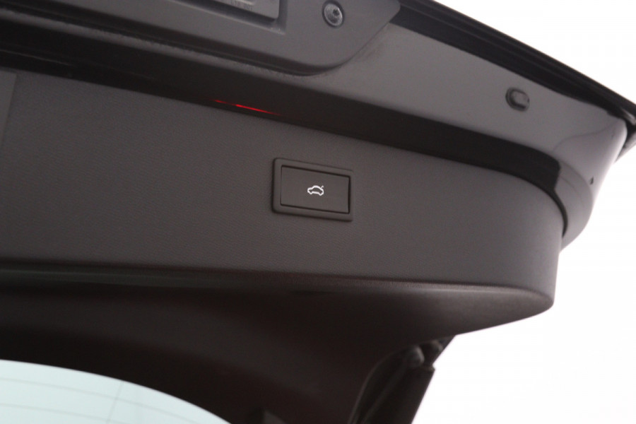 CUPRA Formentor 1.4 e-Hybrid 204 PK Business PHEV, Adap. Cruise Control, Matrix-LED, Carplay