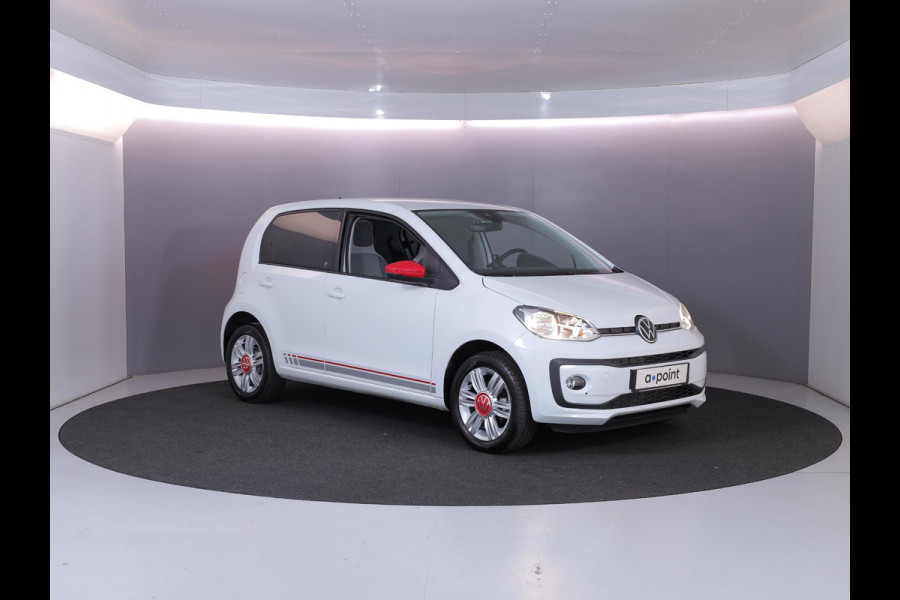 Volkswagen up! 1.0 Beats 65 pk | Navigatie via App | Parkeersensoren achter | Achteruitrijcamera | Autom. airco | Cruise control | Stoelverwarming |
