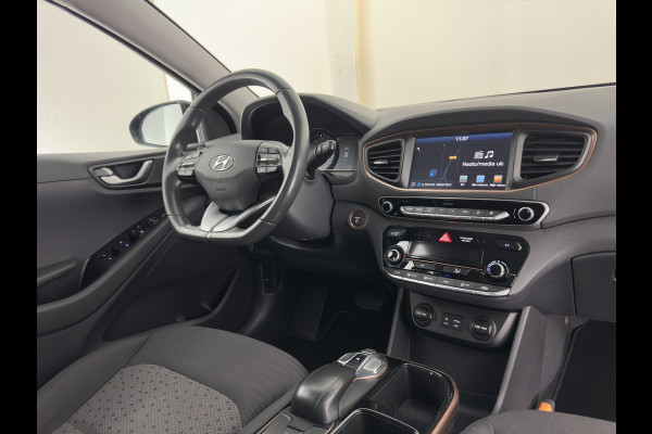 Hyundai IONIQ Comfort EV (INCL.BTW) Aut. *ADAPTIVE-CRUISE | DIGI-COCKPIT | SHIFTPADDLES | LANE-ASSIST | CCS-FASTLOADER | CRUISE | CAMERA | KEYLESS | DAB+ | NAVI-FULLMAP | ECC | PDC | 16"*