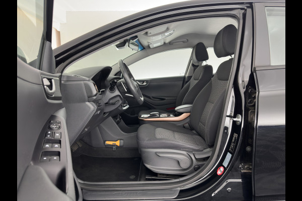 Hyundai IONIQ Comfort EV (INCL.BTW) Aut. *ADAPTIVE-CRUISE | DIGI-COCKPIT | SHIFTPADDLES | LANE-ASSIST | CCS-FASTLOADER | CRUISE | CAMERA | KEYLESS | DAB+ | NAVI-FULLMAP | ECC | PDC | 16"*