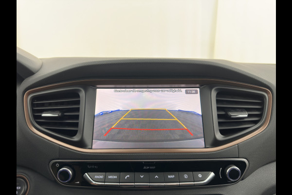 Hyundai IONIQ Comfort EV (INCL.BTW) Aut. *ADAPTIVE-CRUISE | DIGI-COCKPIT | SHIFTPADDLES | LANE-ASSIST | CCS-FASTLOADER | CRUISE | CAMERA | KEYLESS | DAB+ | NAVI-FULLMAP | ECC | PDC | 16"*