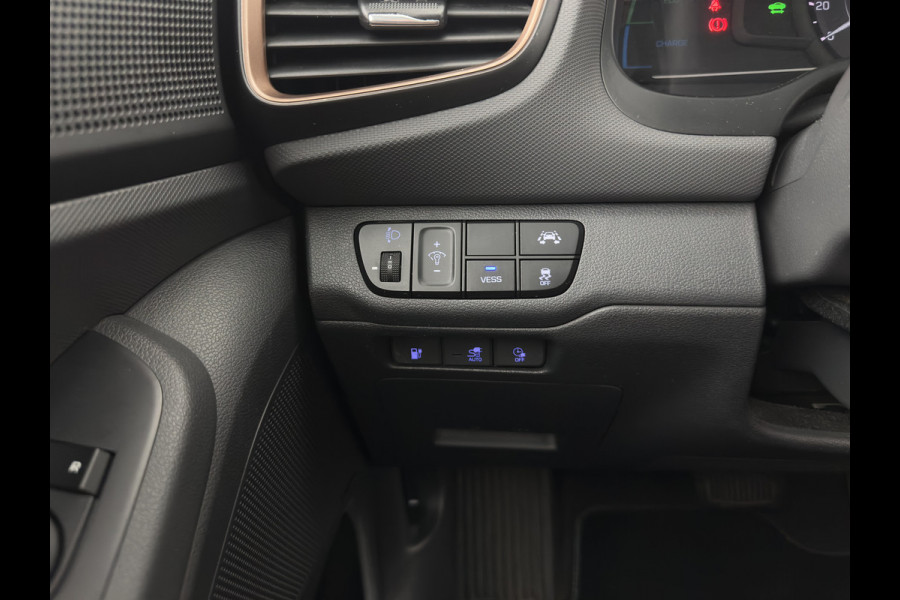 Hyundai IONIQ Comfort EV (INCL.BTW) Aut. *ADAPTIVE-CRUISE | DIGI-COCKPIT | SHIFTPADDLES | LANE-ASSIST | CCS-FASTLOADER | CRUISE | CAMERA | KEYLESS | DAB+ | NAVI-FULLMAP | ECC | PDC | 16"*