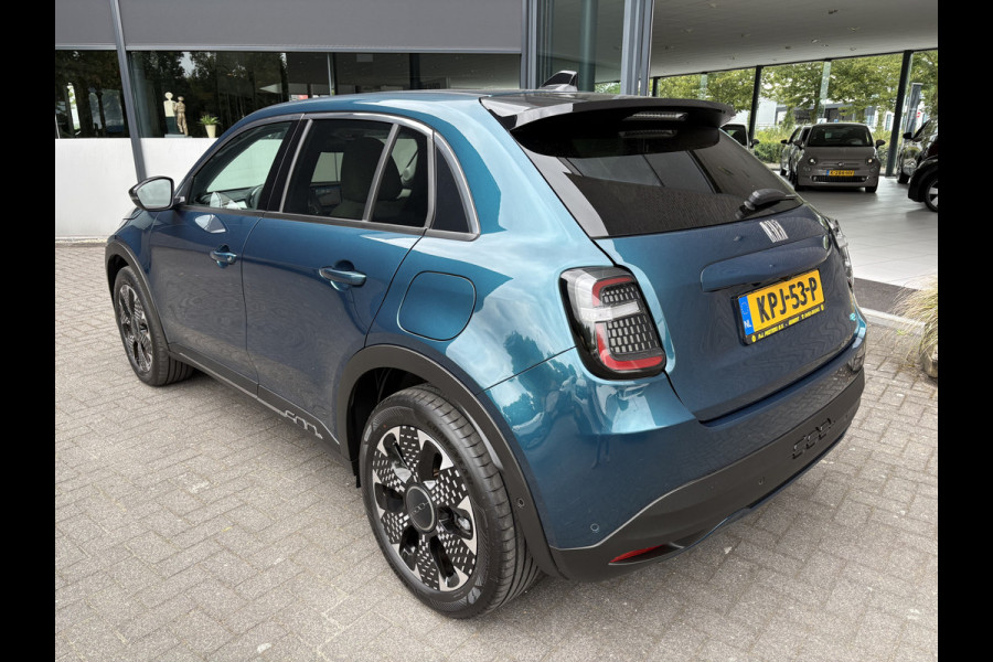 Fiat 600E La Prima 54 kWh