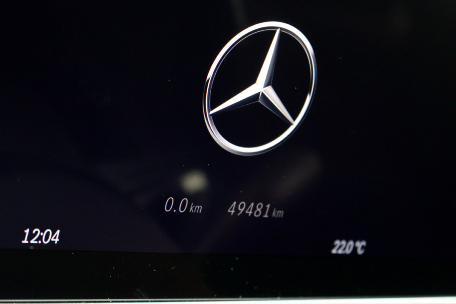 Mercedes-Benz C-Klasse Estate 300 e AMG Line | Panoramadak | Memory | Dodehoekassistent | Augmented Reality | Leder | Trekhaak | Digital Light | HUD | Surround Camera |