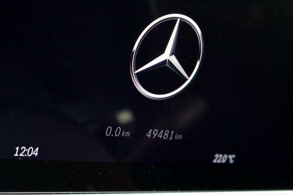 Mercedes-Benz C-Klasse Estate 300 e AMG Line | Panoramadak | Memory | Dodehoekassistent | Augmented Reality | Leder | Trekhaak | Digital Light | HUD | Surround Camera |