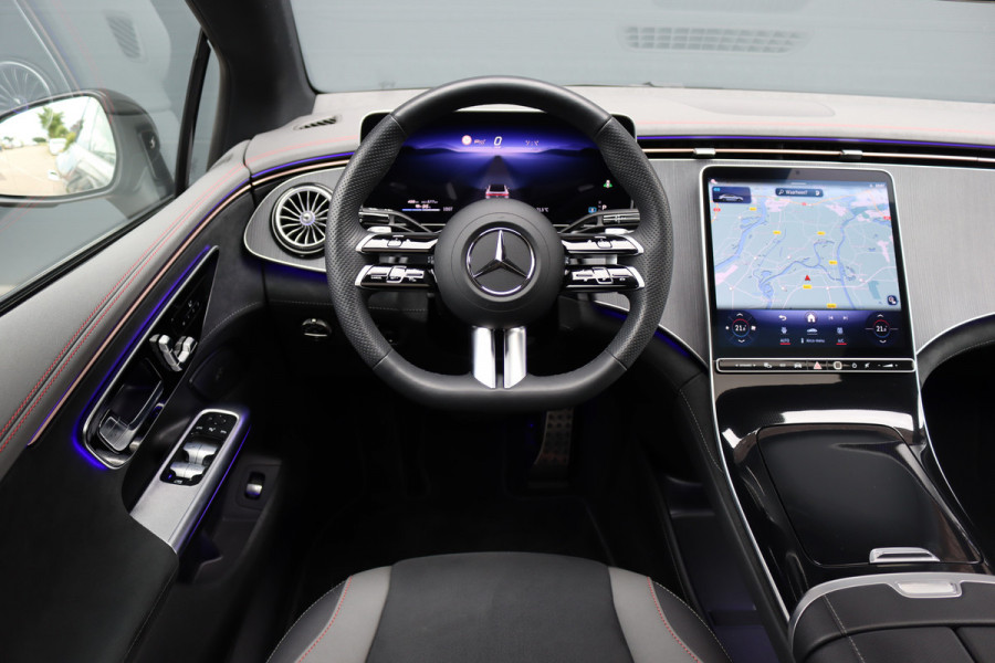 Mercedes-Benz EQE 300 Business Solution AMG 90 kWh | Luchtvering | Distronic | Memory | Panoramadak | Warmtepomp | Camera | Keyless Go | Dodehoekassistent |