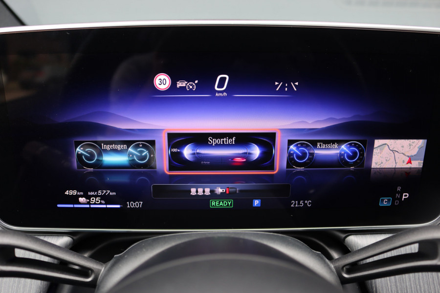 Mercedes-Benz EQE 300 Business Solution AMG 90 kWh | Luchtvering | Distronic | Memory | Panoramadak | Warmtepomp | Camera | Keyless Go | Dodehoekassistent |