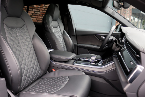 Audi Q8 55 TFSI e Quattro Pro Line S | Luchtvering | Achterasbesturing | ACC | Bang&Olufsen | Trekhaak | Matrix-LED | Soft-Close | Verwarmd Stuurwiel | Panoramadak | Keyless Entry |