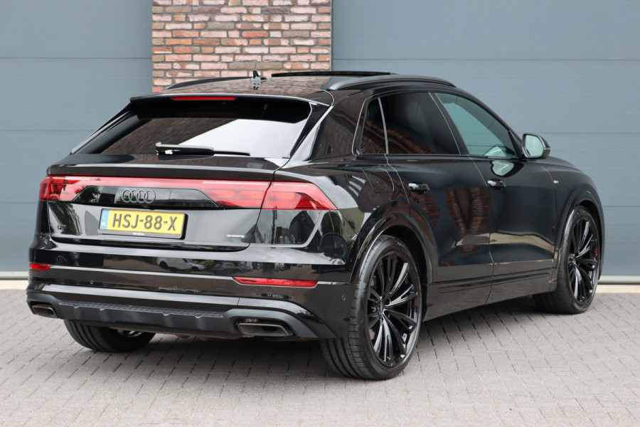 Audi Q8 55 TFSI e Quattro Pro Line S | Luchtvering | Achterasbesturing | ACC | Bang&Olufsen | Trekhaak | Matrix-LED | Soft-Close | Verwarmd Stuurwiel | Panoramadak | Keyless Entry |