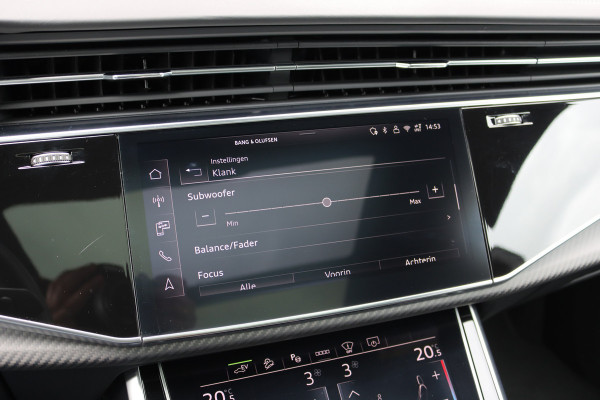 Audi Q8 55 TFSI e Quattro Pro Line S | Luchtvering | Achterasbesturing | ACC | Bang&Olufsen | Trekhaak | Matrix-LED | Soft-Close | Verwarmd Stuurwiel | Panoramadak | Keyless Entry |