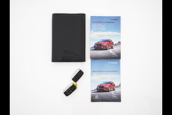 Jaguar F-Pace 2.0 Portfolio AWD 20d Aut. *PANO | LEATHER | XENON | DIGI-COCKPIT | KEYLESS | CAMERA | MERIDIAN-SOUND | HEATED-COMFORTSEATS | NAVI-FULLMAP | SHIFTPADDLES | ECC | PDC | CRUISE | 19''ALU*