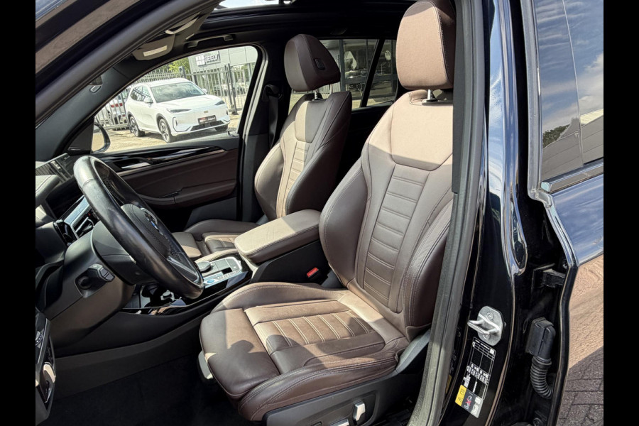 BMW iX3 High Executive 80 kWh | M Sport | Panoramadak | Trekhaak wegklapbaar | Harman/kardon | Keyless entry | Sportstoelen | Stoelverwarming | 360 graden camera | Head Up Display