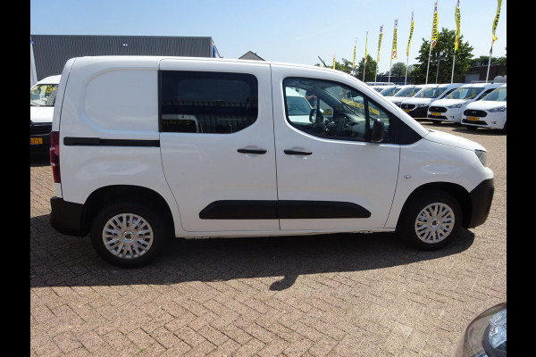 Peugeot Partner 1.2 PureTech Pro BENZINE AIRCO NAVI CRUISE CONTROL PDC SCHUIFDEUR