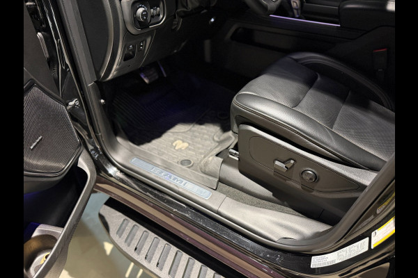 Dodge Ram 1500 6.2 V8 4x4 Crew Cab TRX|H&K|pano|trekhaak|HUD|