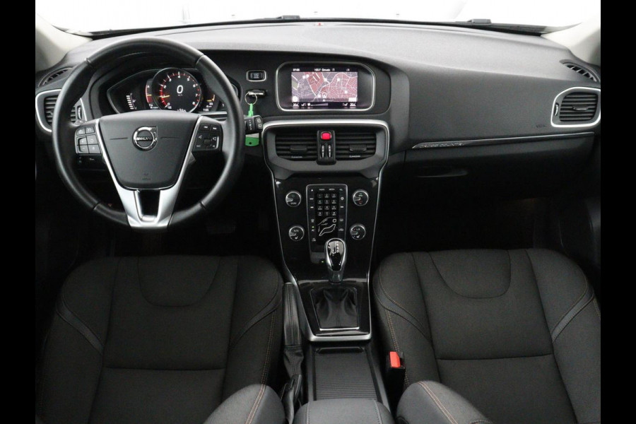 Volvo V40 Cross Country 1.5 T3 Edition+ | Trekhaak | Navigatie | Stoelverwarming | Climate control | Bluetooth | Cruise control | Parkeerhulp