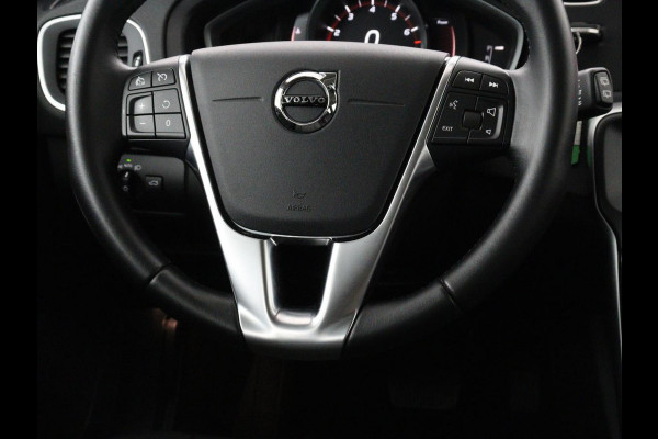 Volvo V40 Cross Country 1.5 T3 Edition+ | Trekhaak | Navigatie | Stoelverwarming | Climate control | Bluetooth | Cruise control | Parkeerhulp