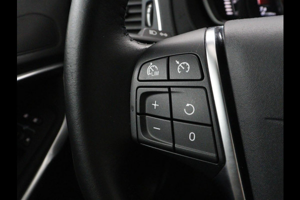 Volvo V40 Cross Country 1.5 T3 Edition+ | Trekhaak | Navigatie | Stoelverwarming | Climate control | Bluetooth | Cruise control | Parkeerhulp