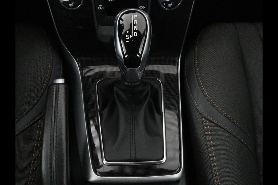 Volvo V40 Cross Country 1.5 T3 Edition+ | Trekhaak | Navigatie | Stoelverwarming | Climate control | Bluetooth | Cruise control | Parkeerhulp