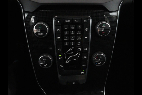 Volvo V40 Cross Country 1.5 T3 Edition+ | Trekhaak | Navigatie | Stoelverwarming | Climate control | Bluetooth | Cruise control | Parkeerhulp