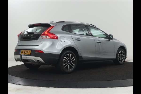 Volvo V40 Cross Country 1.5 T3 Edition+ | Trekhaak | Navigatie | Stoelverwarming | Climate control | Bluetooth | Cruise control | Parkeerhulp
