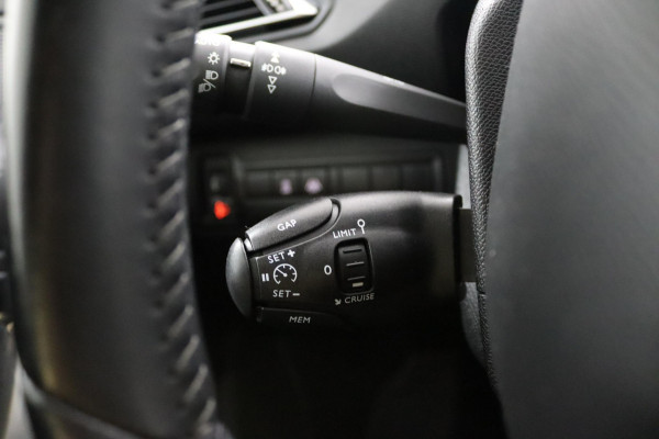 Peugeot 308 SW 1.2 PureTech Premium*ACC*KEYLESS*CARPLAY*HAAK*CAM*