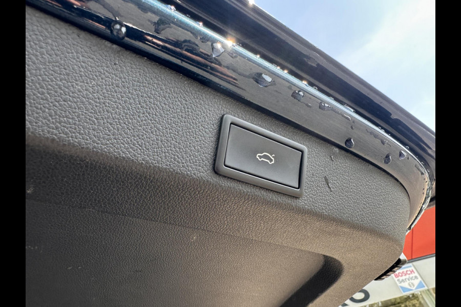 Škoda Superb Combi 1.4 TSI iV PHEV Business Edition Plus | SOH: 93,3% | Trekhaak | Adaptive CC | LED | Bliss | Camera | Memory Seat |
