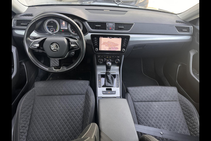 Škoda Superb Combi 1.4 TSI iV PHEV Business Edition Plus | SOH: 93,3% | Trekhaak | Adaptive CC | LED | Bliss | Camera | Memory Seat |