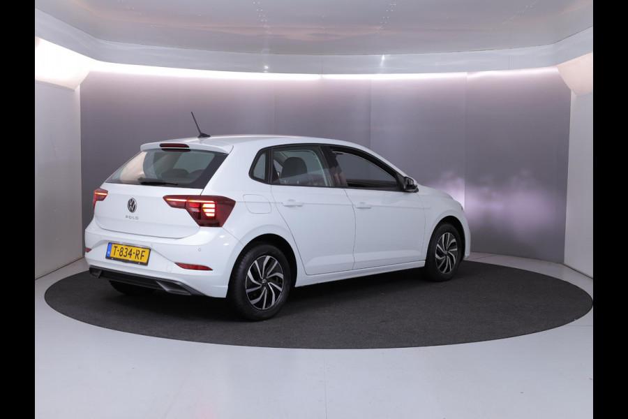 Volkswagen Polo 1.0 TSI Life 95pk 5bak | digital display 15'LM-velgen| Parksensors |