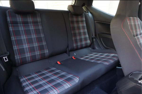 Volkswagen up! 1.0 TSI GTI | Pano-dak | ca € 3.000,- upgrades | Sfeerverlichting | High Performance Audio |