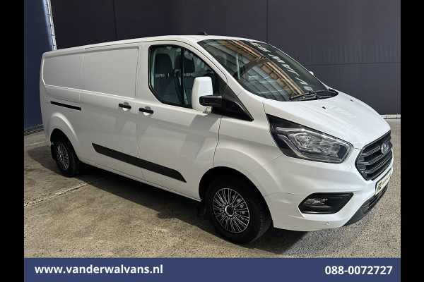 Ford Transit Custom 2.0 TDCI L2H1 Euro6 Airco | Camera | Navigatie | Apple Carplay | Cruisecontrol | LED Android Auto, Stoelverwarming, Verwarmde voorruit, Parkeersensoren, Bijrijdersbank, 2800kg trekvermogen