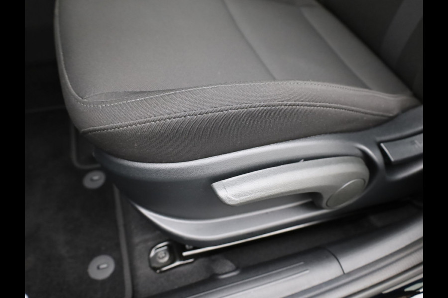 Hyundai i20 1.0 T-GDI Comfort Smart | Camera | Dodehoek sensoren | Apple Carplay/ Android Auto | Prijs Rijklaar!!