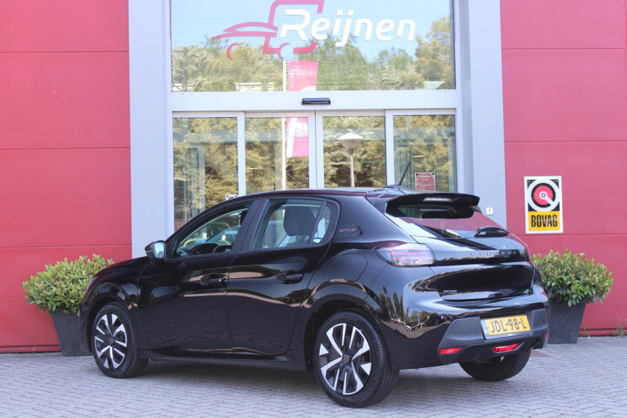 Peugeot 208 1.2 100PK STYLE | APPLE CARPLAY/ANDROID AUTO | CRUISE CONTROL | AIRCO | PARKEERSENSOREN ACHTER | DAB+ RADIO | LICHT SENSOR | LAGE KM STAND! |